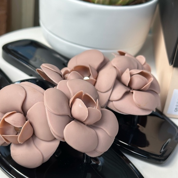 BCBGeneration Lulu Flip Flop SZ5 - Picture 5 of 9